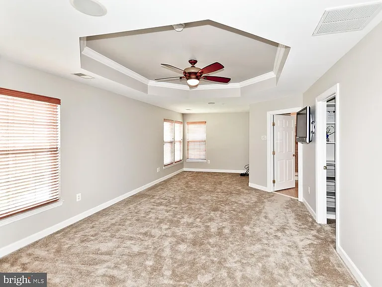 8006 Kingsmill Rd — Photo 28