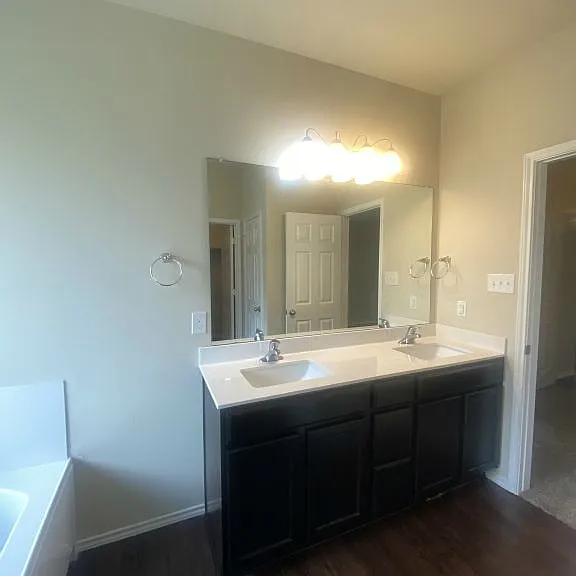 2604 Cortona St — Photo 31