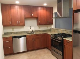 15 Douglas Ter APT 511, North Providence, RI 02904
