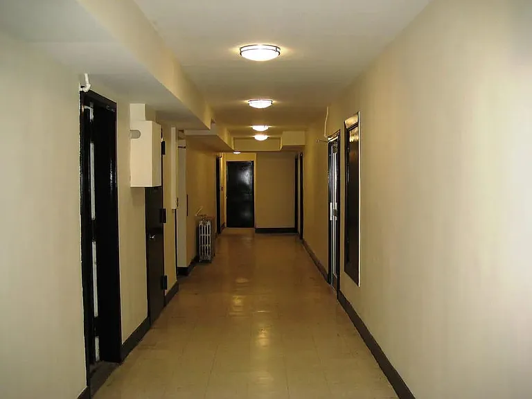 691 Elizabeth Ave #64 — Photo 2
