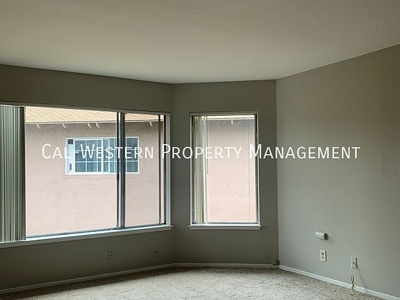 3rd image of 1716 De Rose Way APT 8