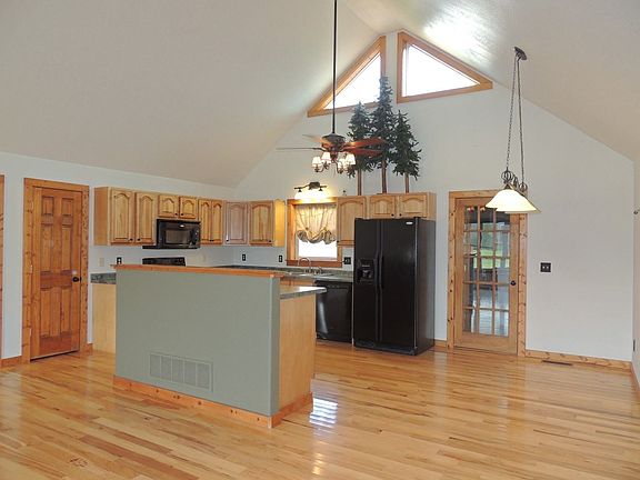 4th image of 24664 Triple M Ranch Rd