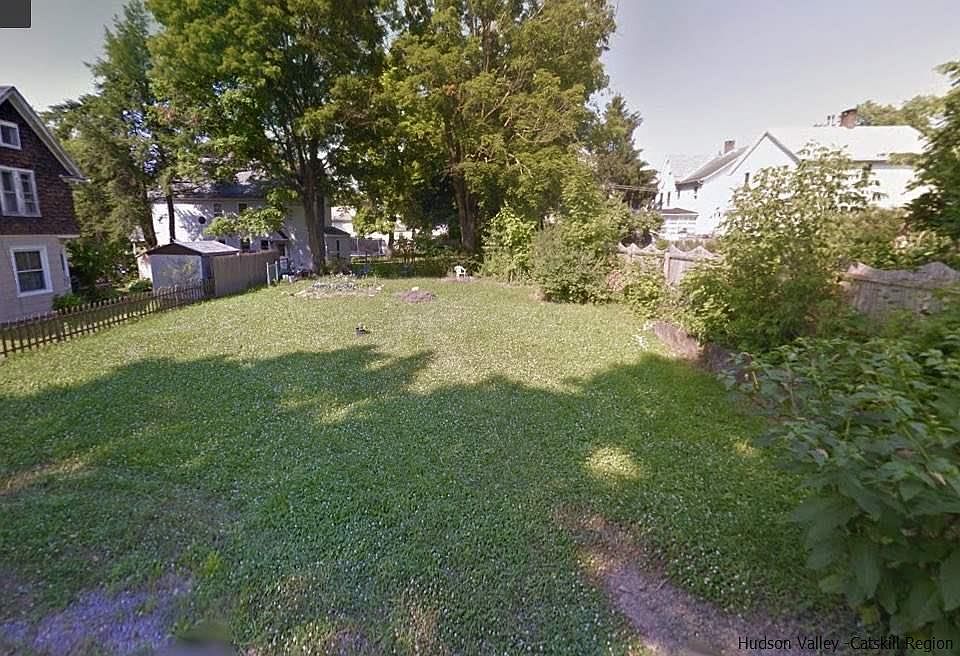1st image of 141R Pine Grove Ave