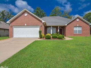 1419 Pleasant Pointe Cir, Bryant, AR 72022
