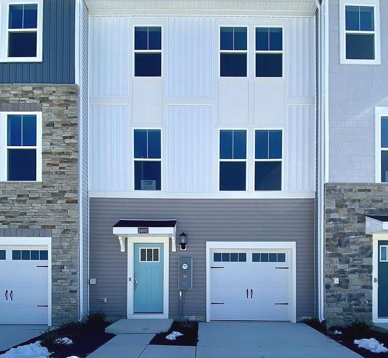 1st image of 24802 Wye Mill Ln