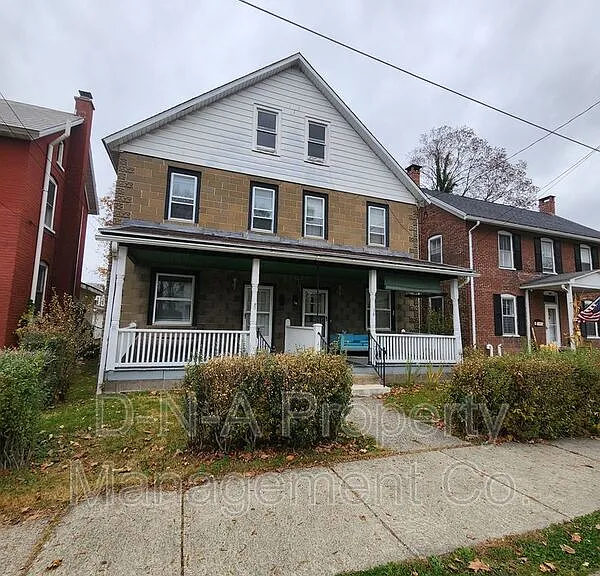 80 Lenox Ave — Photo 1