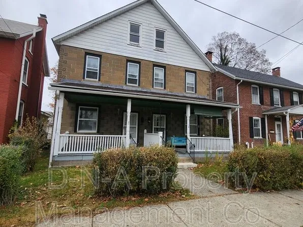 80 Lenox Ave, East Stroudsburg, PA 18301