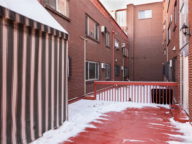 1245 Race St #307 — Photo 20