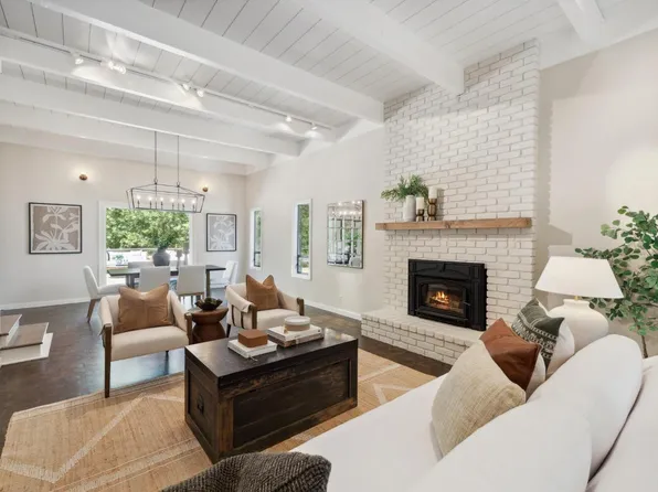 46 Oak Grove Avenue, Woodacre, CA 94973