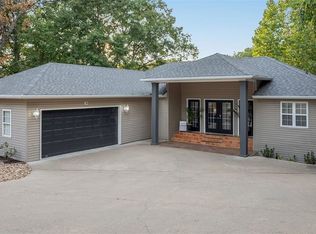 14 Hessle Cir, Bella Vista, AR 72714