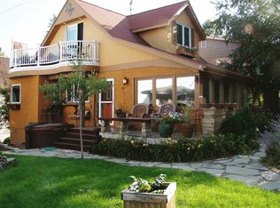 9 Center St, Excelsior, MN 55331