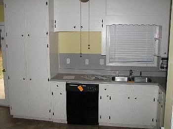 2nd image of 1412 Emory St
