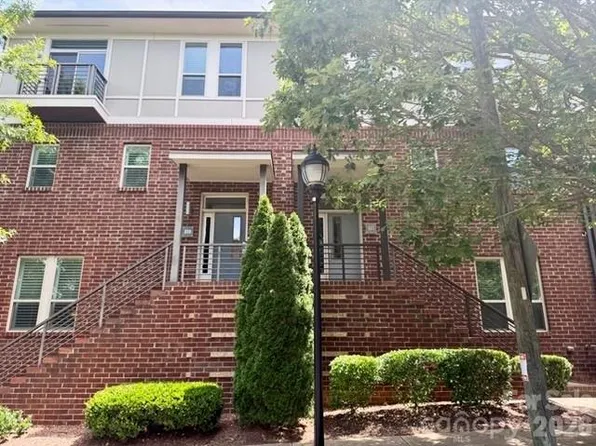 863 Academy St, Charlotte, NC 28205