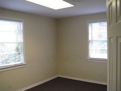 5th image of 408 E Park Ave
