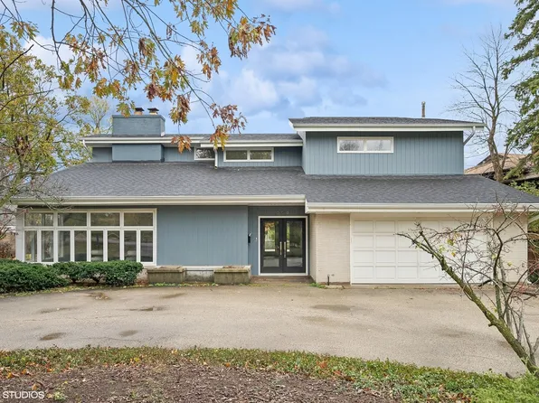 558 Sunset Ln, Glencoe, IL 60022