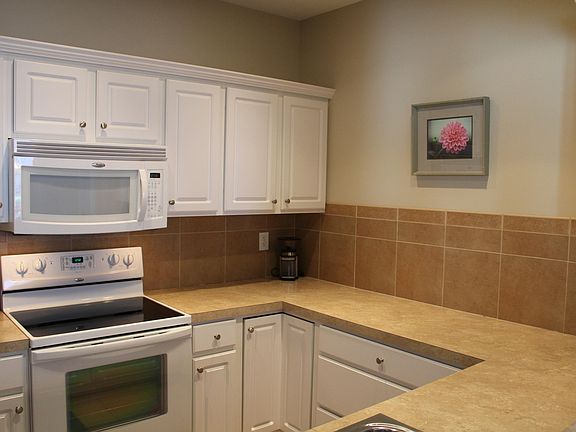 3rd image of 201 S William St Unit 17