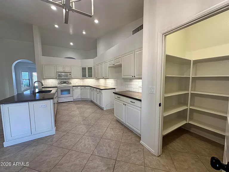 3618 E Goldfinch Gate Ln — Photo 3