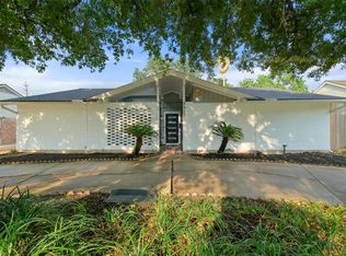 3327 Freshmeadows Dr, Houston, TX 77063
