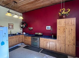 1104 W Merchant Ave, Artesia, NM 88210