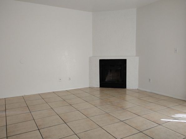 1560 W Sahuaro Dr APT 2