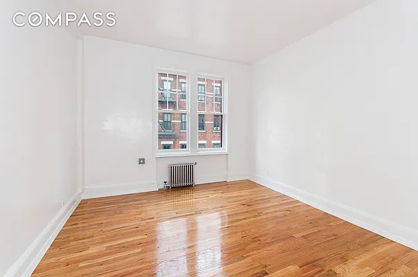 Rented by Compass | media 21