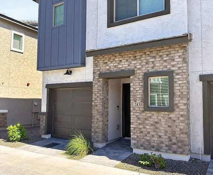 2831 W Eagle Talon Rd — Photo 3