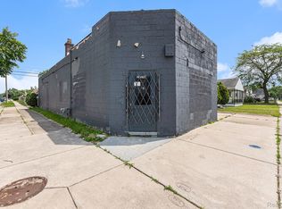 22248 Mac Arthur Blvd, Warren, MI 48089