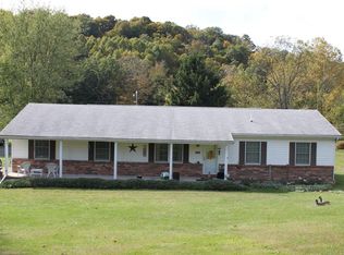 20002 Railroad St, Saltillo, PA 17264