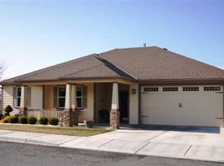 5726 W 18th Ave, Kennewick, WA 99338