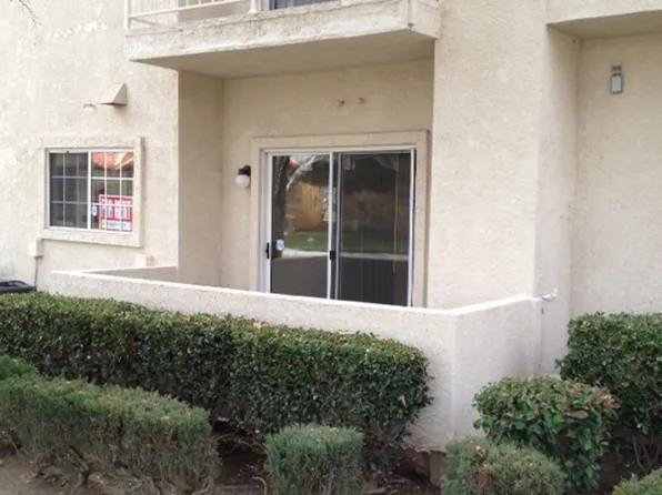 19171 Palo Verde Dr, Apple Valley, CA 92308