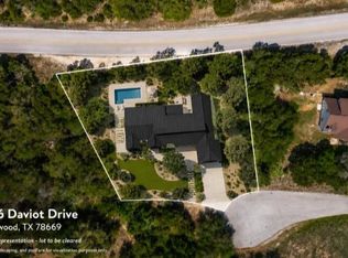 1306 Daviot Dr, Spicewood, TX 78669