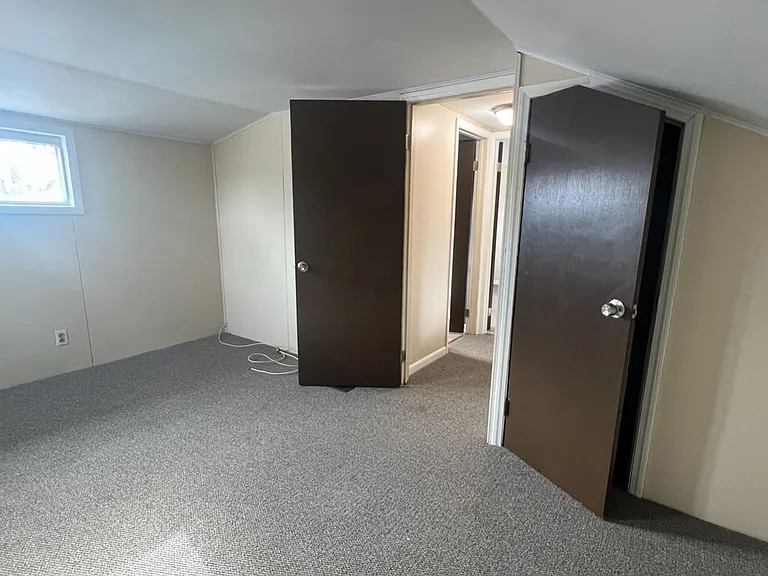 331 Leonard Rd — Photo 27