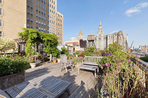 Sold by Nest Seekers International | media 5