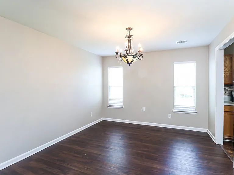 11909 Aubreywood Dr — Photo 7