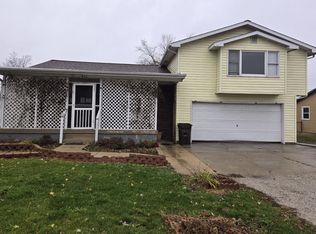 411 S Walnut St, Wapella, IL 61777
