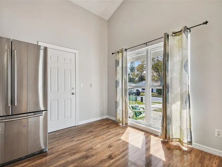 2803 Northcote Dr — Photo 8