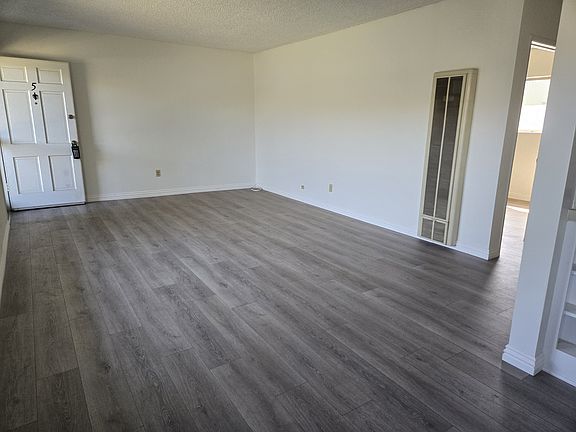 4th image of 15815 Landmark Dr APT 5