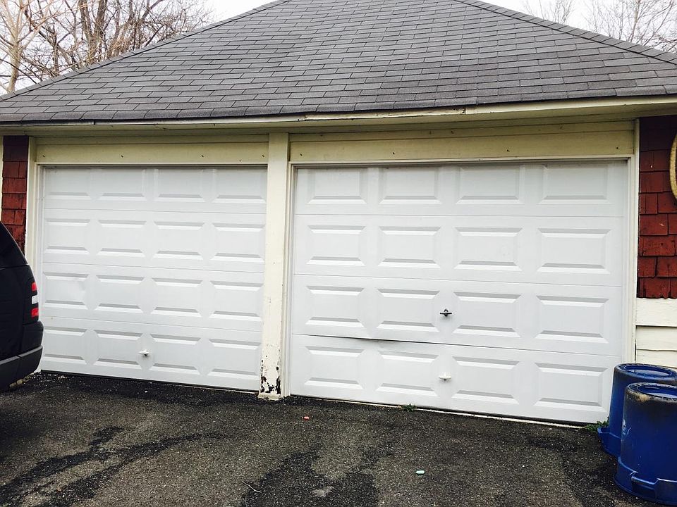 2 Car Garage