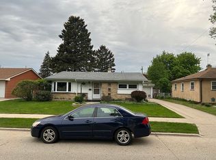 7938 17th Ave, Kenosha, WI 53143