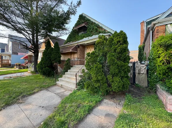 8371 S Baltimore Ave, Chicago, IL 60617