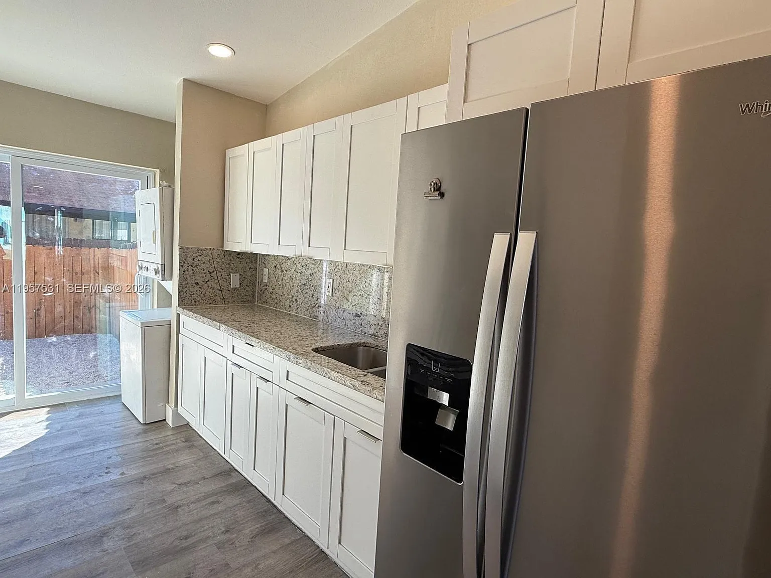 Waterside Townhomes Sec 3 — Photo 3