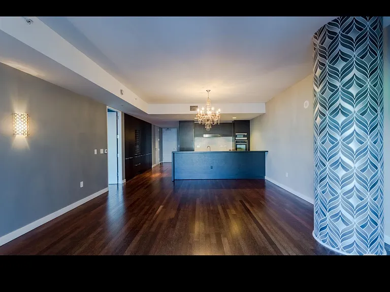 6250 Hollywood Blvd #5F — Photo 10
