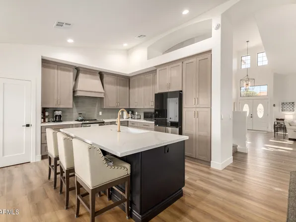 5529 W Aster Drive, Glendale, AZ 85304