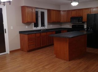 11408 Edgemere Ter, Roscoe, IL 61073