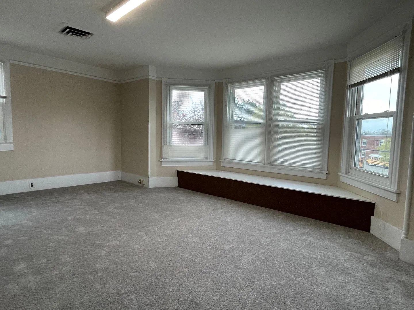 Unique Midlothian Apartment — Photo 3