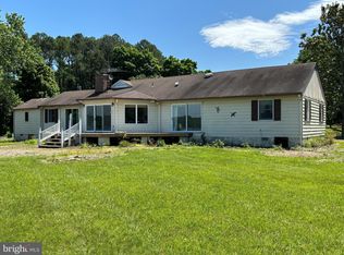 6648 Peachblossom Point Rd, Easton, MD 21601