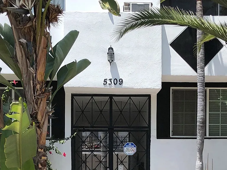 5309 Agnes Ave — Photo 8