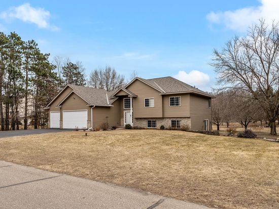 2818 162nd Ave NE, Ham Lake, MN 55304