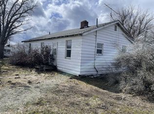 1220 Joe Wright Rd, Klamath Falls, OR 97603