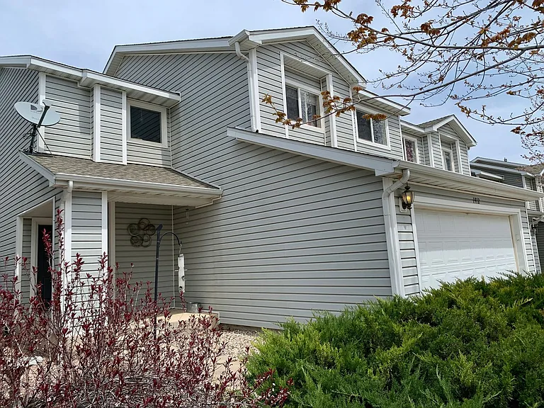 1912 Dove Creek Cir — Photo 15